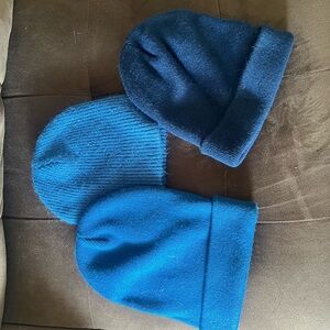 Dutch Bros Blue Knit Beanie Hat Bundle